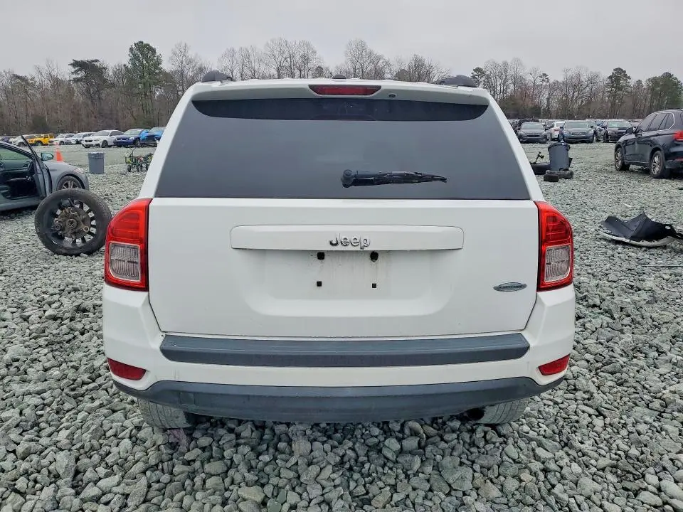 2011 JEEP COMPASS SPORT  