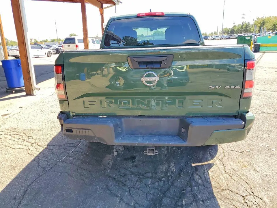 2022 NISSAN FRONTIER SV  