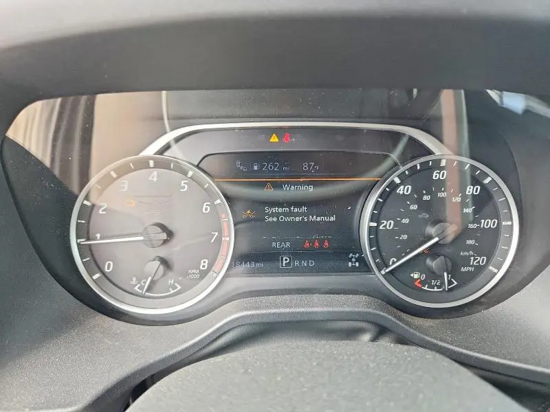 2024 NISSAN TITAN SV  