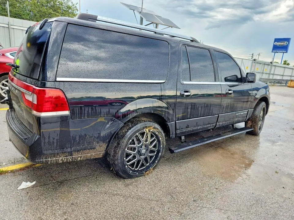 2017 LINCOLN NAVIGATOR L RESERVE  