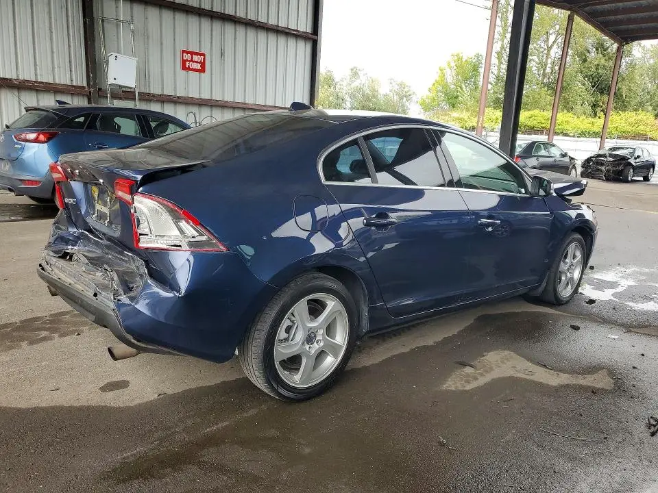 2012 VOLVO S60 T5  