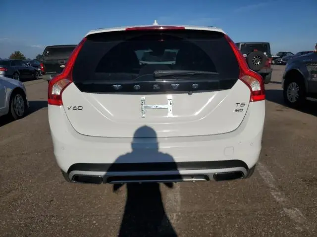 2017 VOLVO V60 CROSS COUNTRY PREMIER  