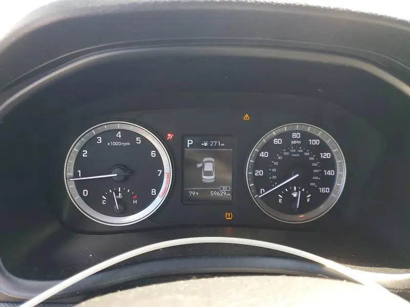 2018 HYUNDAI SONATA SE  