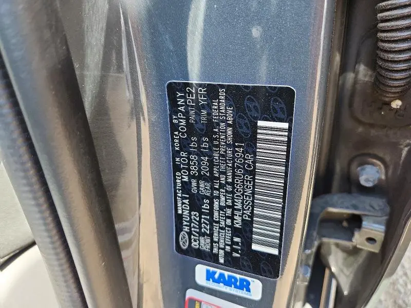2024 HYUNDAI ELANTRA SEL  