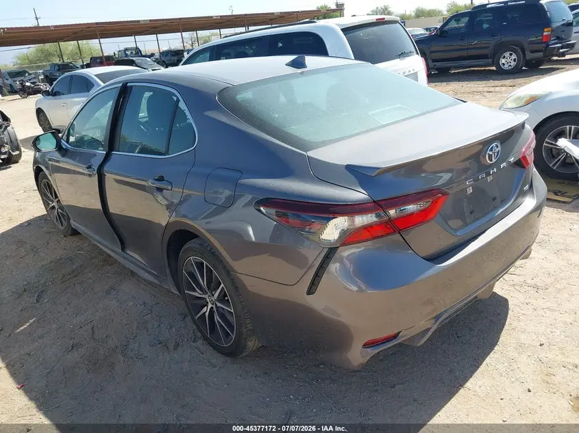 2023 TOYOTA CAMRY SE