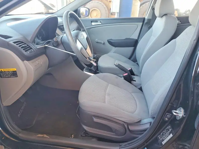 2012 HYUNDAI ACCENT GLS  