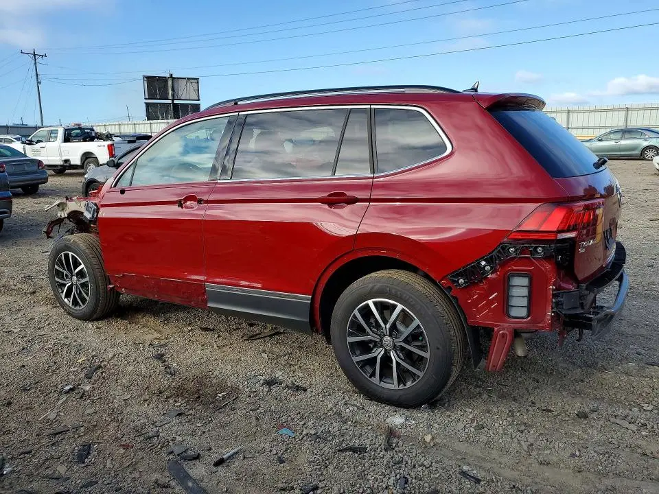 2021 VOLKSWAGEN TIGUAN SE  