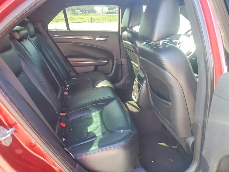 2011 CHRYSLER 300 LIMITED  