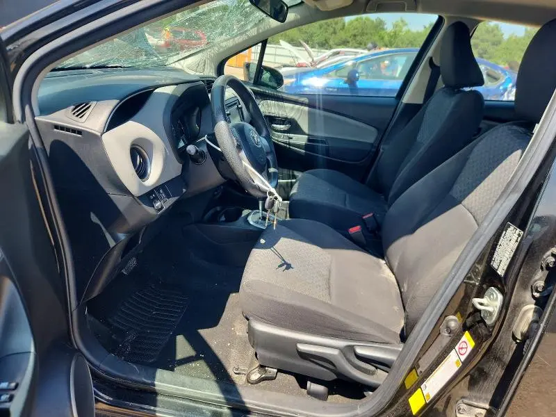 2016 TOYOTA YARIS 5-DOOR LE  
