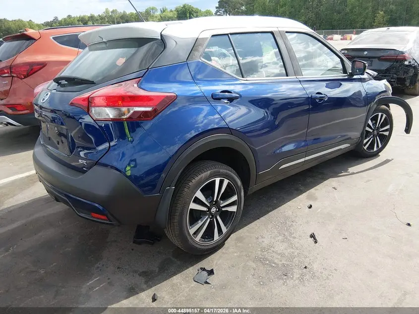 2018 NISSAN KICKS SR
