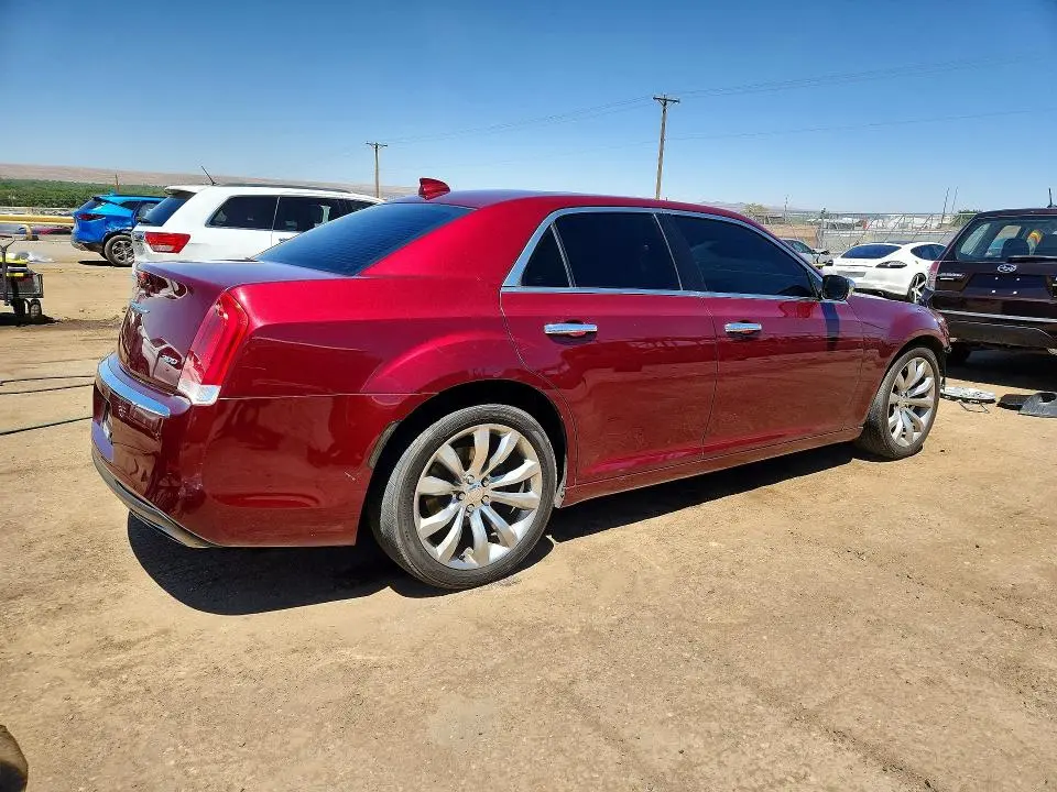 2019 CHRYSLER 300 LIMITED  