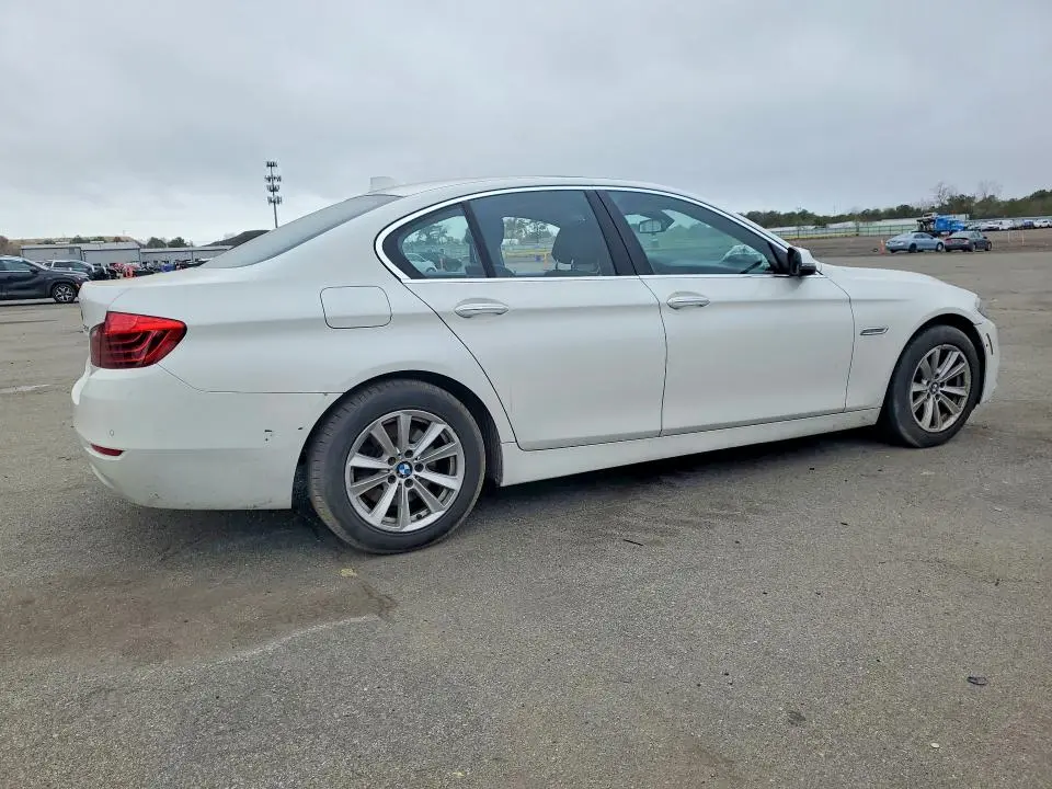 2016 BMW 528 XI  