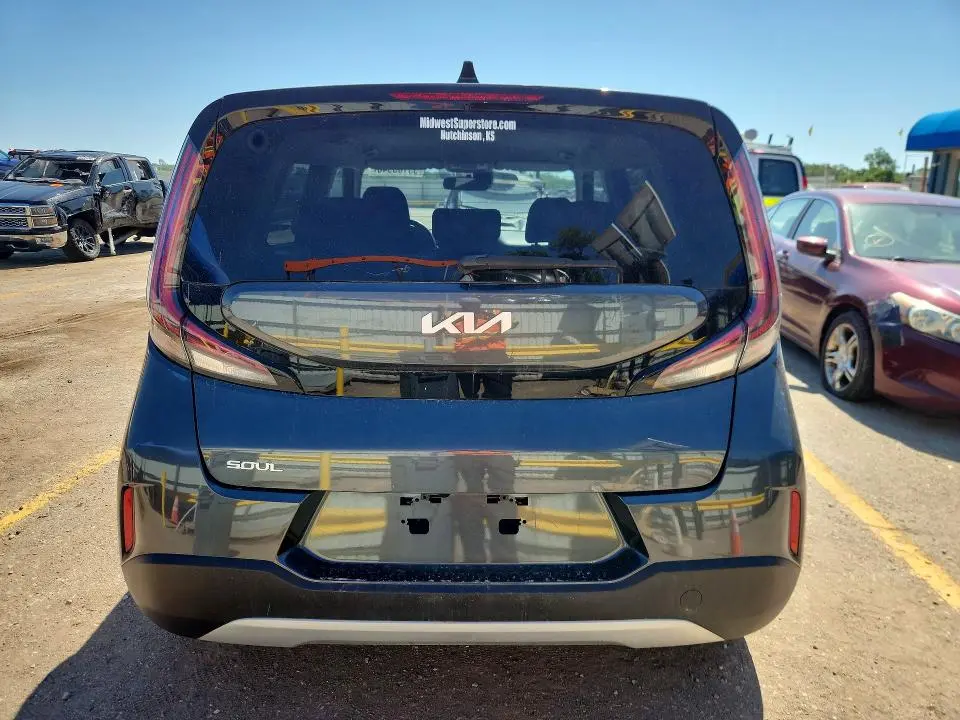 2024 KIA SOUL LX  