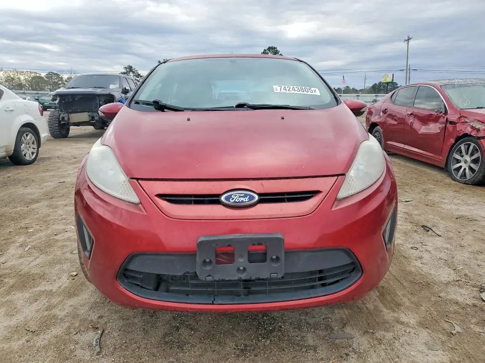 2013 FORD FIESTA SE  