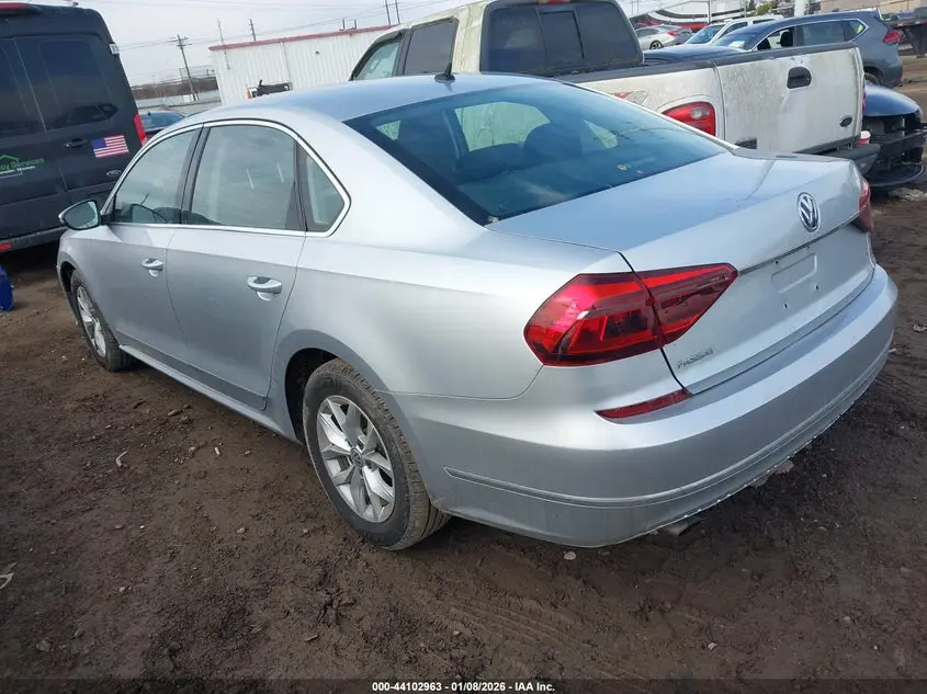 2017 VOLKSWAGEN PASSAT 1.8T S