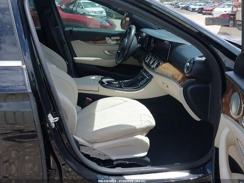 2017 MERCEDES-BENZ E 300  