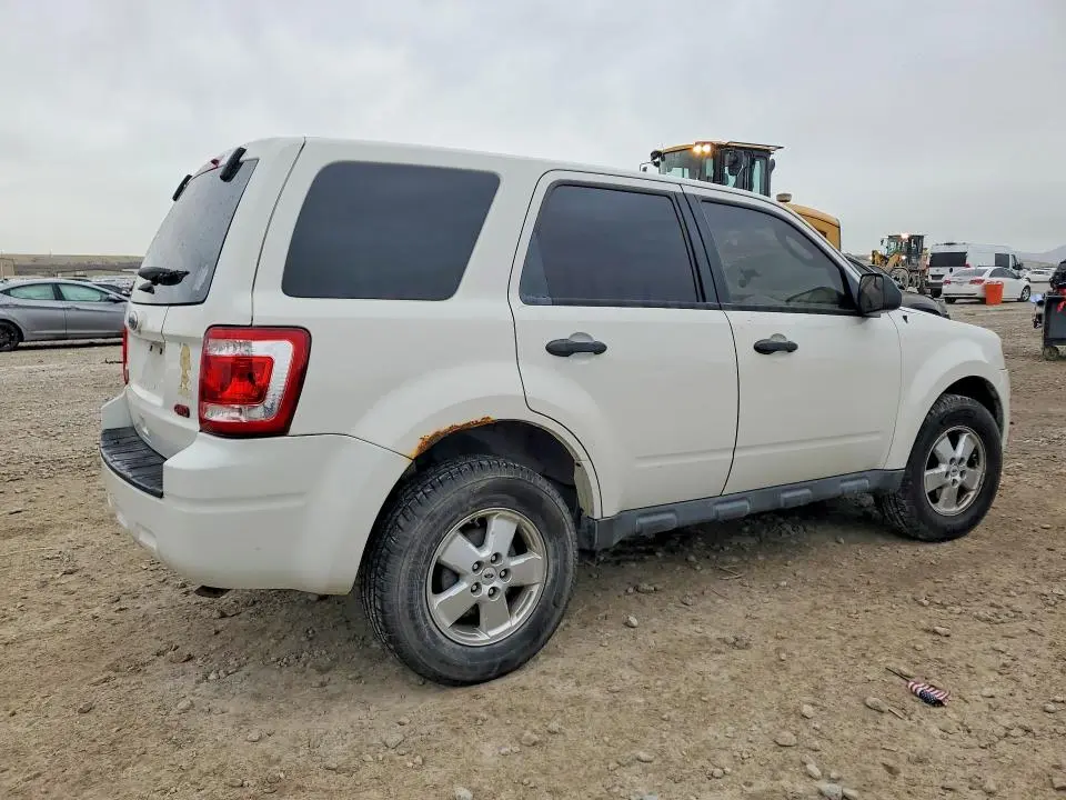 2012 FORD ESCAPE XLS  