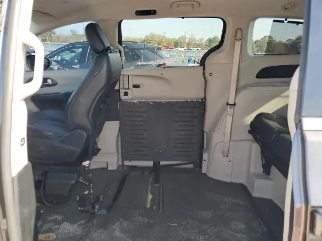 2017 CHRYSLER PACIFICA TOURING L  