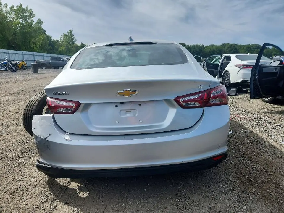 2022 CHEVROLET MALIBU LT  