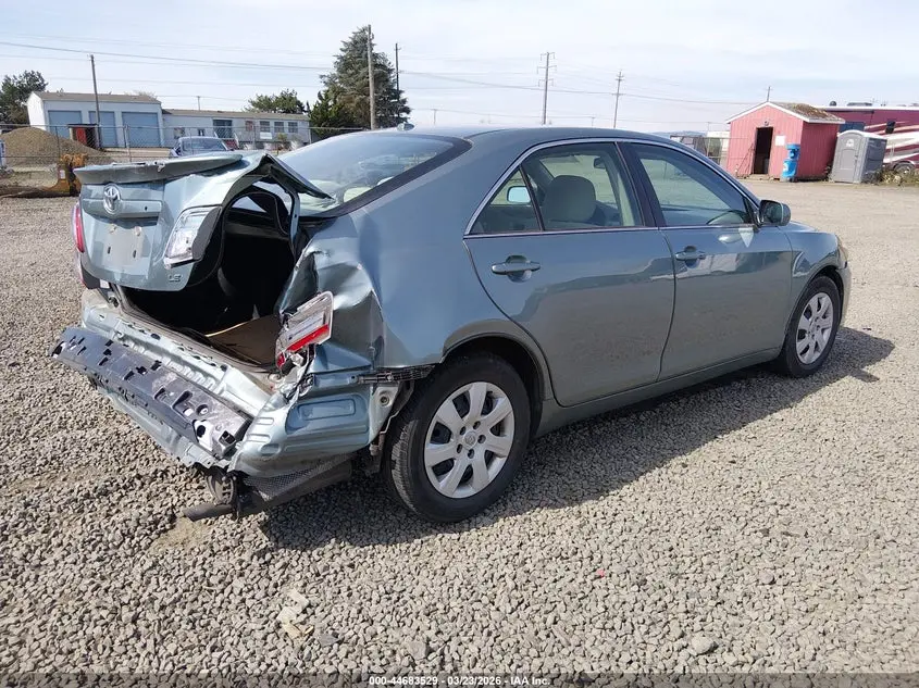 2011 TOYOTA CAMRY LE