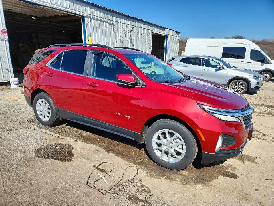 2022 CHEVROLET EQUINOX LT  