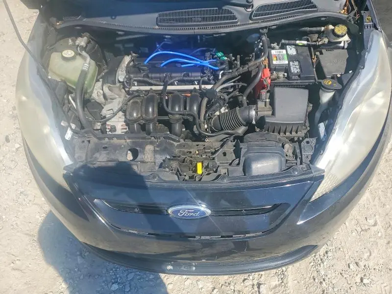 2011 FORD FIESTA SE  