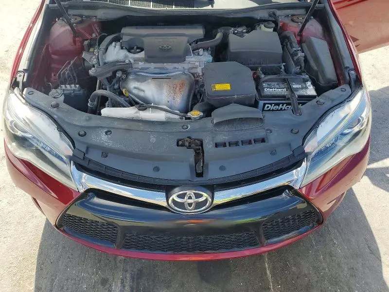 2015 TOYOTA CAMRY XSE  