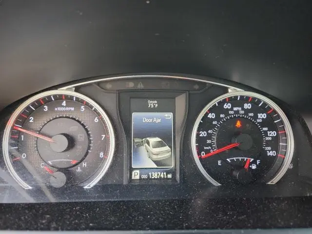 2015 TOYOTA CAMRY LE  