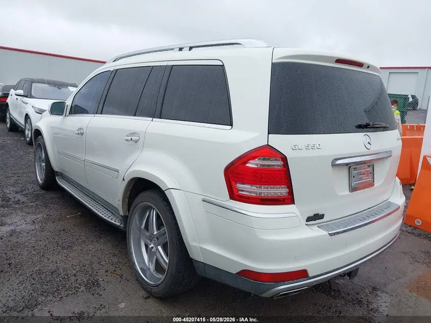 2010 MERCEDES-BENZ GL 550 4MATIC