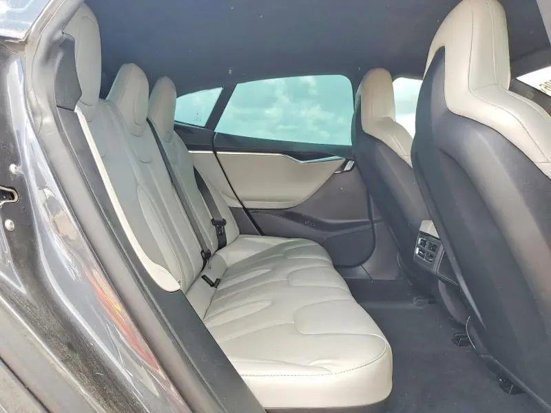 2016 TESLA MODEL S   