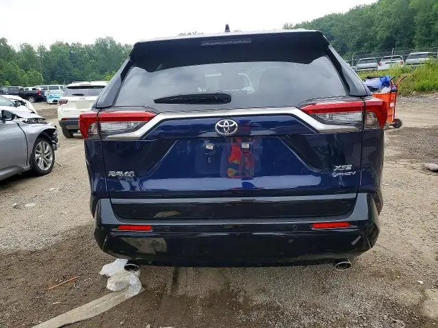 2025 TOYOTA RAV4 XSE  
