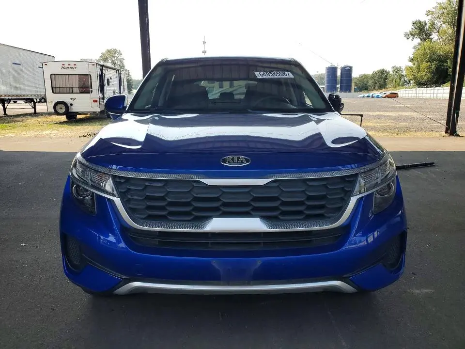2021 KIA SELTOS LX  