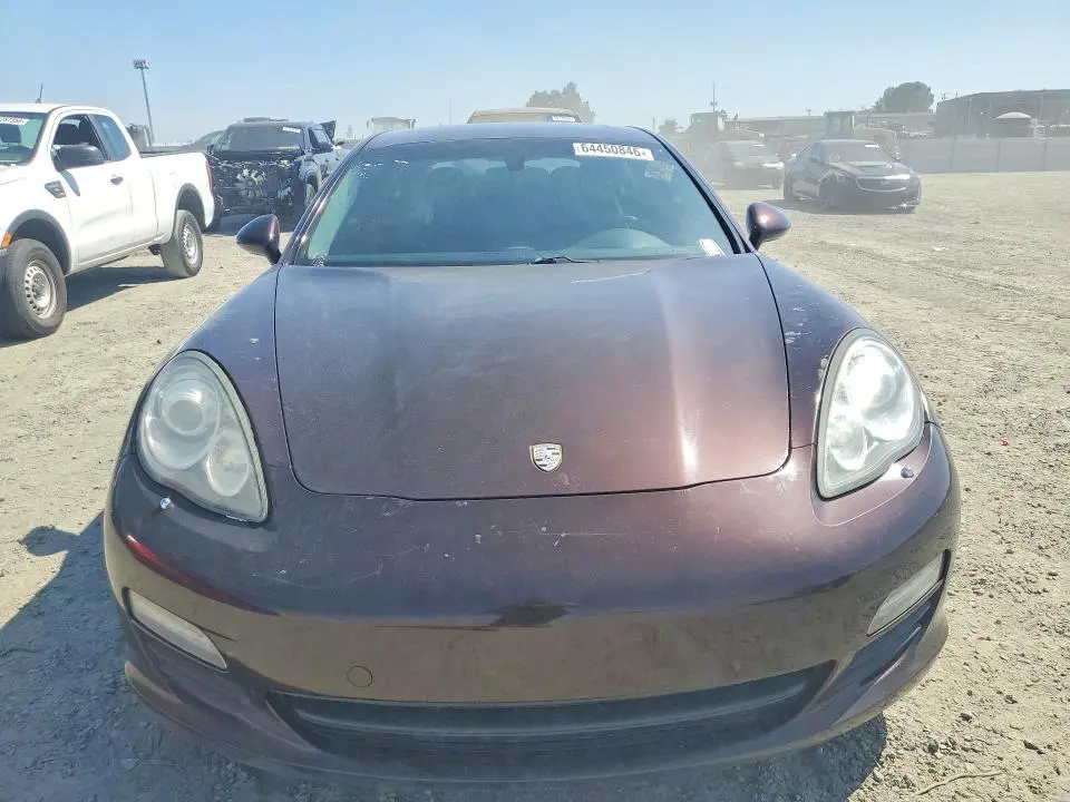 2011 PORSCHE PANAMERA 2  