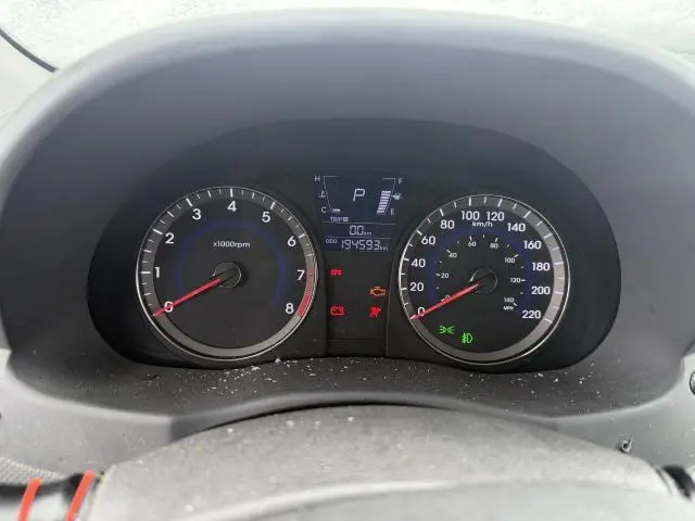 2013 HYUNDAI ACCENT GLS