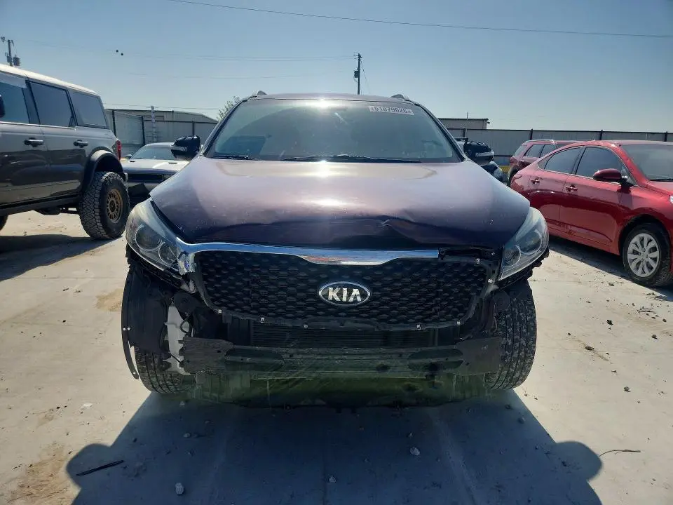 2017 KIA SORENTO LX  
