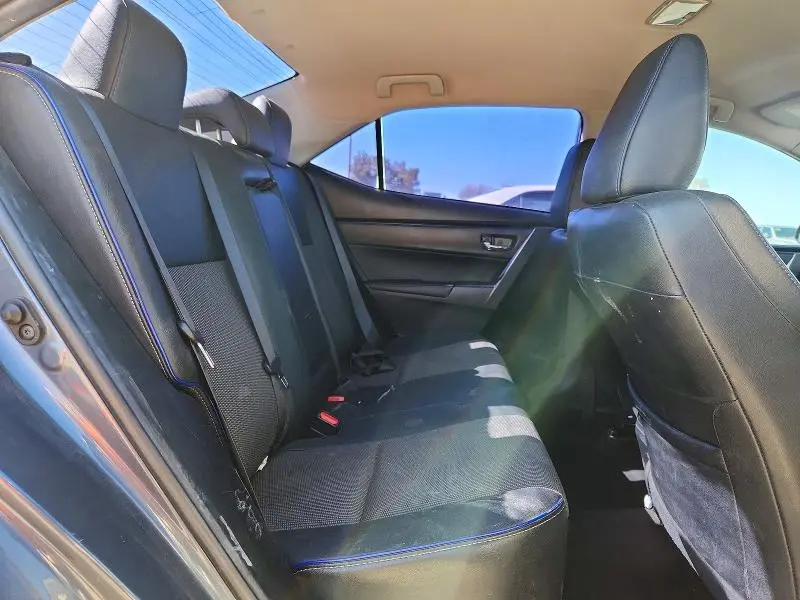 2018 TOYOTA COROLLA SE  
