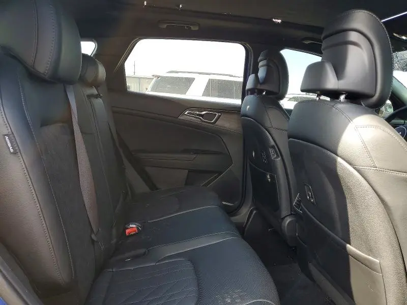 2025 KIA SPORTAGE X-LINE  