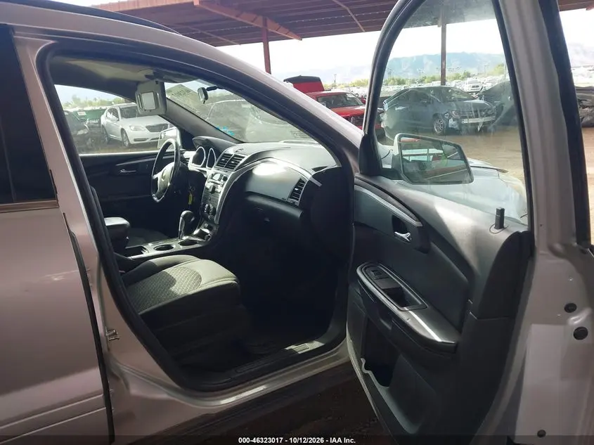 2011 CHEVROLET TRAVERSE 1LT