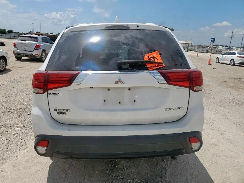2018 MITSUBISHI OUTLANDER SE  