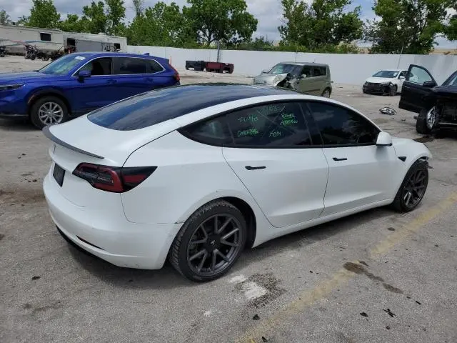 2021 TESLA MODEL 3   