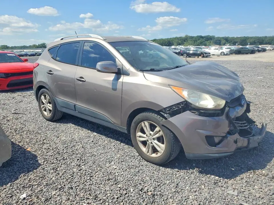 2011 HYUNDAI TUCSON GLS  