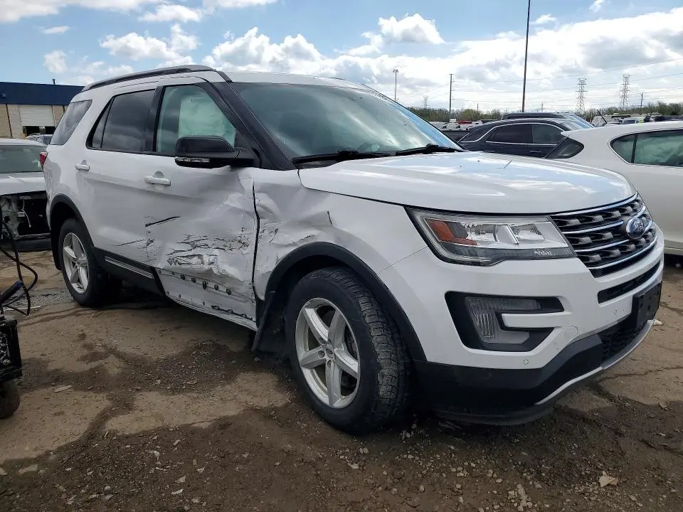 2017 FORD EXPLORER XLT  