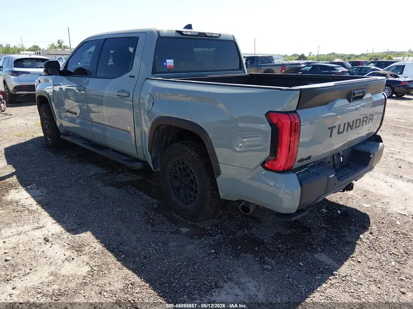 2026 TOYOTA TUNDRA SR5 CREWMAX 5.5' BED