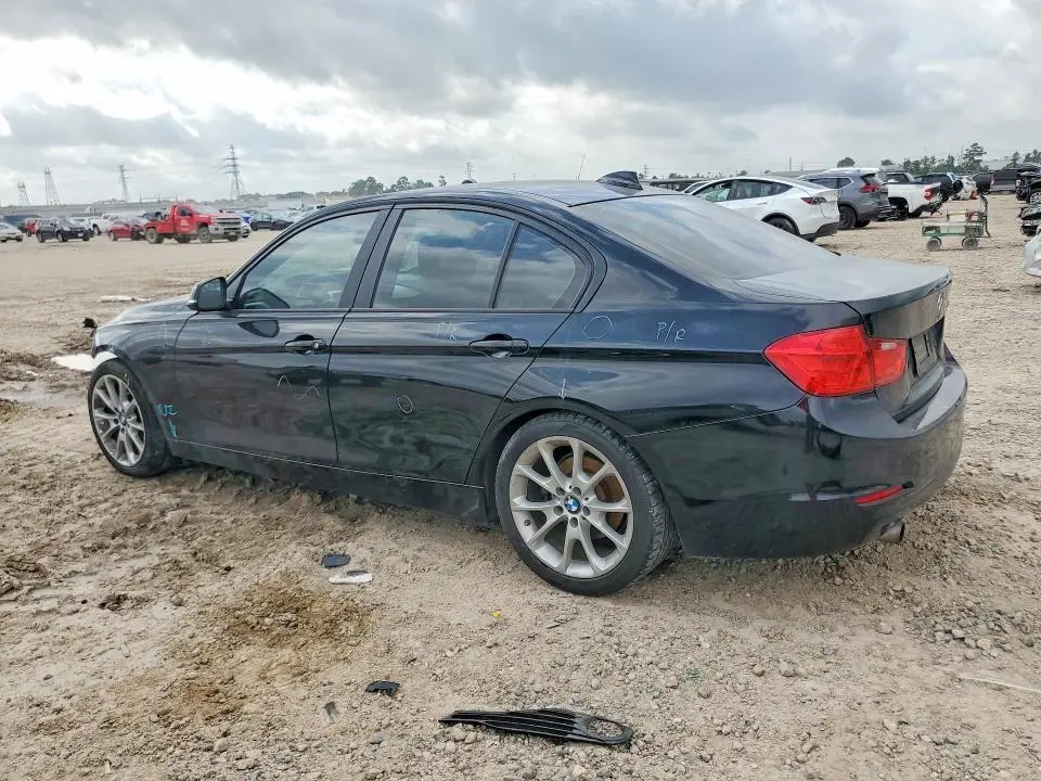 2014 BMW 320   