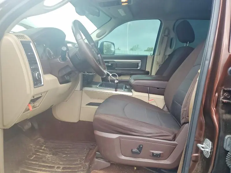 2014 RAM 1500 SLT  