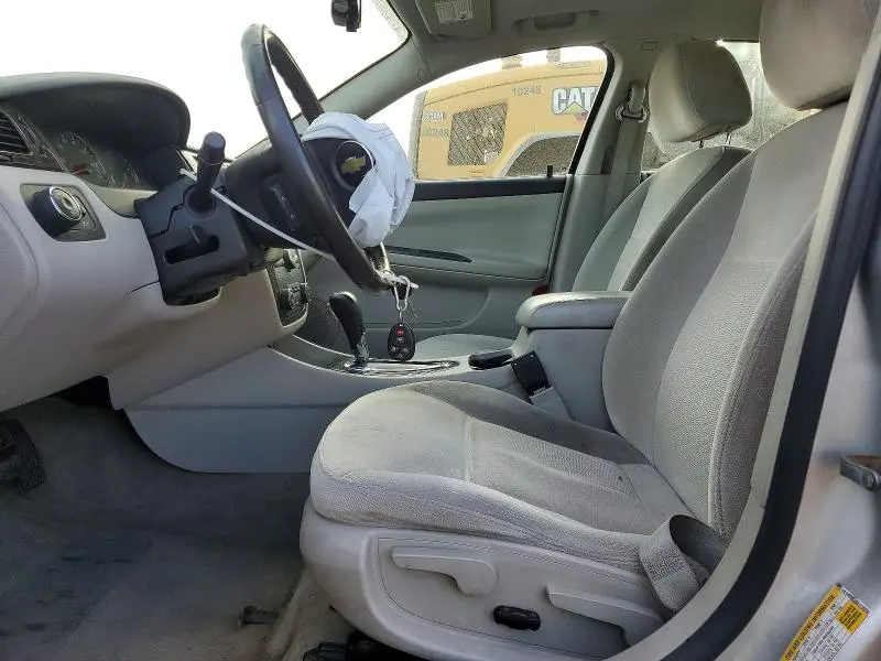 2013 CHEVROLET IMPALA LT  