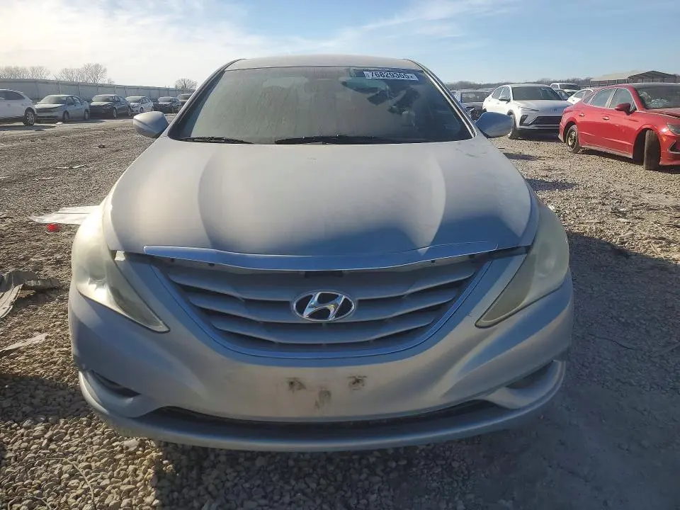2011 HYUNDAI SONATA GLS  