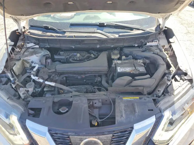 2017 NISSAN ROGUE SL  