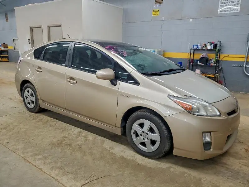 2011 TOYOTA PRIUS   