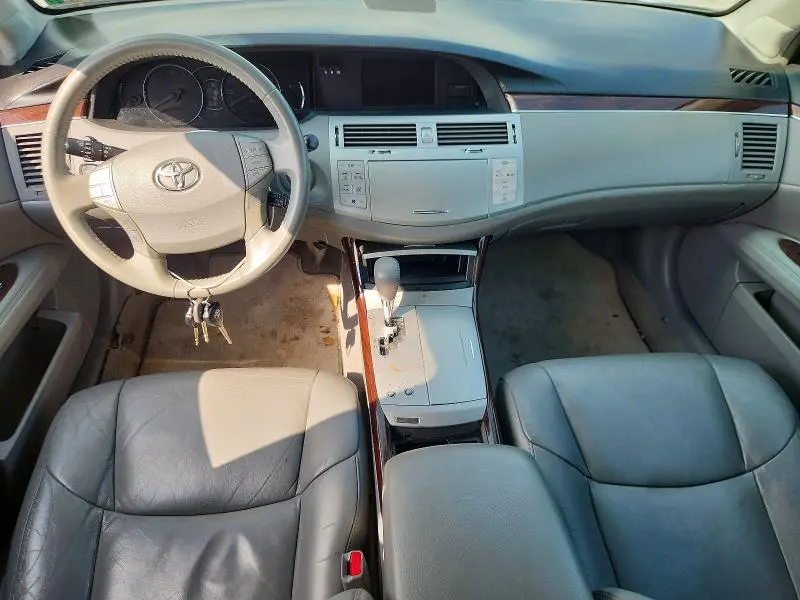 2010 TOYOTA AVALON XLS  
